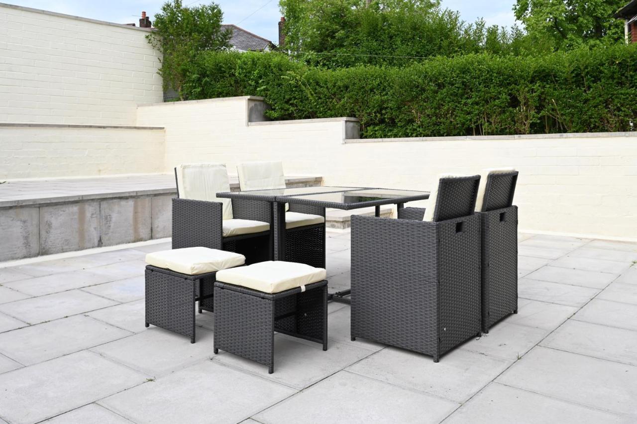 Villa Sleek And Stylish 3 Bed In Bolton - Garden - Parking Extérieur photo